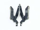 Engine bonnet/hood hinges