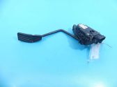 Accelerator throttle pedal