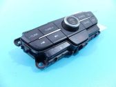 Head unit multimedia control