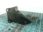 Engine mounting bracket