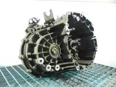 Manual 5 speed gearbox