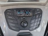 Radio / CD-Player / DVD-Player / Navigation