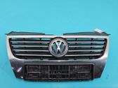 Grille calandre supérieure de pare-chocs avant