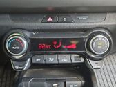 Verkleidung Bedieneinheit Klimaanlage / Heizung