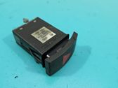 Botón interruptor de luz de peligro