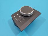 Head unit multimedia control