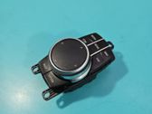 Head unit multimedia control