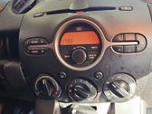 Radio/CD/DVD/GPS head unit