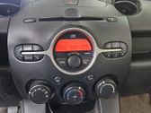 Radio/CD/DVD/GPS head unit