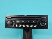 Radio/CD/DVD/GPS head unit