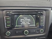 Radio/CD/DVD/GPS head unit