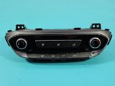 Console centrale, commande chauffage/clim