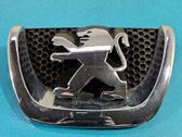 Front bumper upper radiator grill