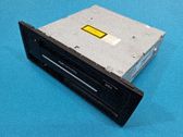 Radio / CD-Player / DVD-Player / Navigation