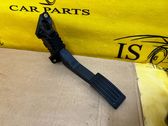 Accelerator throttle pedal