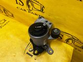 Engine mount bracket