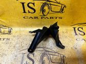 Rear bumper mounting bracket
