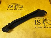 Garniture de pare-brise