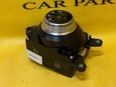 Gear selector/shifter in gearbox