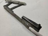 Engine bonnet/hood hinges