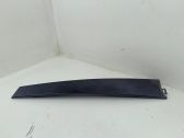 Autres éléments de garniture de porte arrière