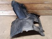 Front wheel arch liner splash guards