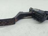 Accelerator throttle pedal