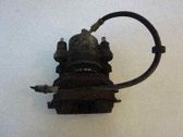 Caliper de freno delantero