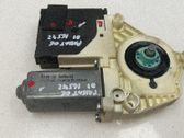 Motor del regulador de la ventanilla de la puerta delantera