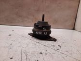Engine mount bracket