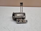 Engine mount bracket