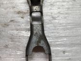 Engine mounting bracket