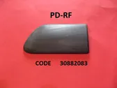 Fender trim (molding)