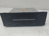 Radio / CD-Player / DVD-Player / Navigation