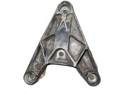 Engine mounting bracket