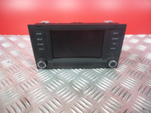 Radio / CD-Player / DVD-Player / Navigation