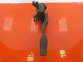 Accelerator throttle pedal