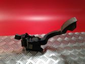 Accelerator throttle pedal