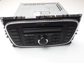 Radio / CD-Player / DVD-Player / Navigation