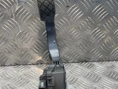 Accelerator throttle pedal