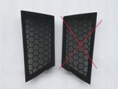 Takaoven kaiuttimen kehys