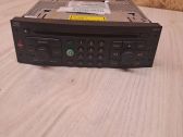 Radio / CD-Player / DVD-Player / Navigation