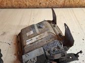 Блок управления двигателем ECU