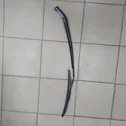 Windshield/front glass wiper blade