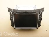 Radio / CD-Player / DVD-Player / Navigation