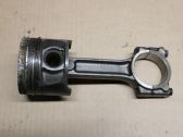 Piston avec bielle