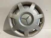 R16 wheel hub/cap/trim