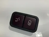 Tailgate/boot open switch button