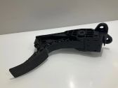 Accelerator throttle pedal