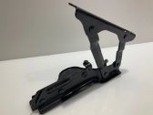 Engine bonnet/hood hinges